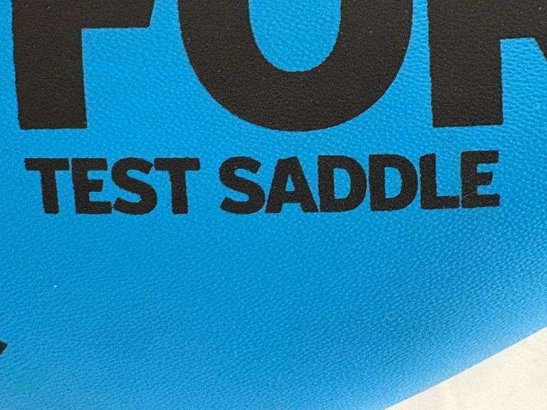 Crate of Giant Test Saddles and Seatposts With Multiple Designs - Roller Auctions