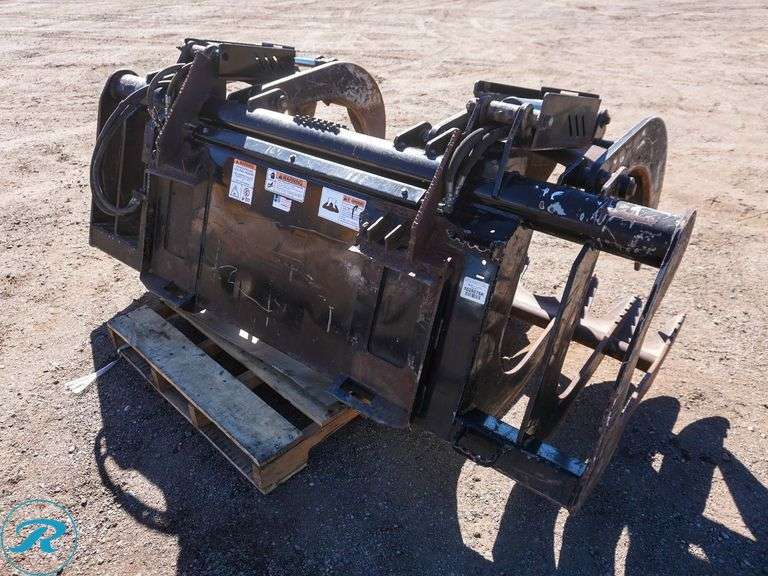 Hydraulic Grapple Bucket To Fit Skid Steer Loader, 80" - Roller Auctions