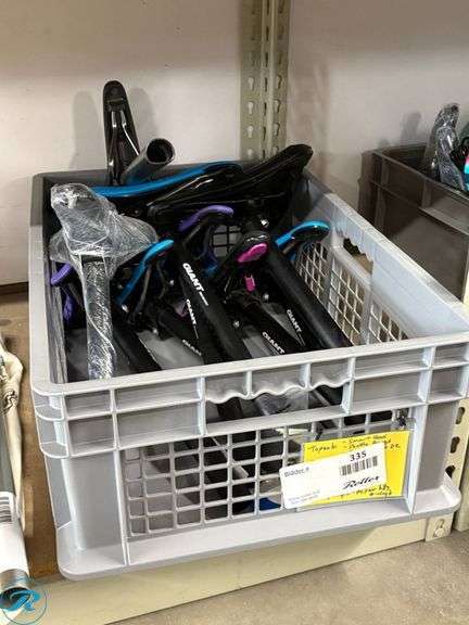 Crate of Giant Test Saddles and Seatposts With Multiple Designs - Roller Auctions