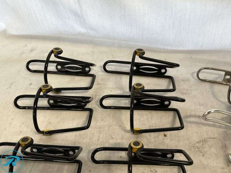 (13) Bicycle Water Bottle Cages - Roller Auctions