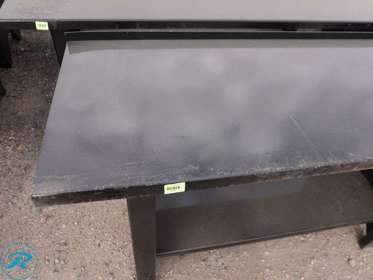 New Kit Containers Metal Work Bench, 60" x 28" - Roller Auctions