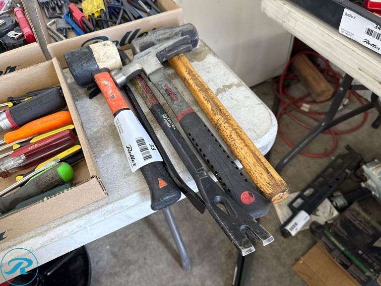 (3) Hammers and (2) Pry Bars - Roller Auctions