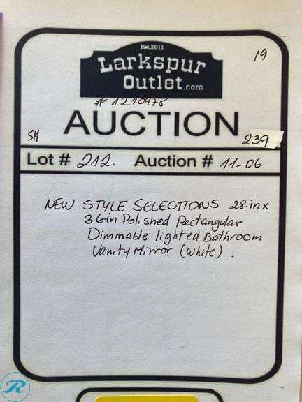 (1) New Style Selections 28" x 36" Polished Rectangular Dimmable lighted Bathroom Vanith Mirror (White) - Roller Auctions