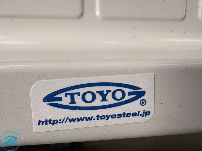 Toyo Steel 3-Tier Utility Cart with 80kg Capacity - Roller Auctions