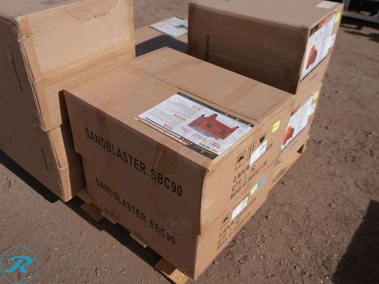 New Land Honor LHR-SBC19 19-Gallon Portable Sand Blasting Cabinet - Roller Auctions