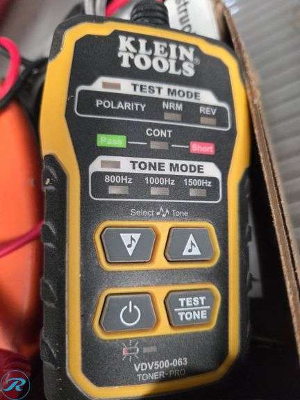 Klein Tools MM400 Multimeter, VDV500-063 Toner-Pro, and Assorted Tools - Roller Auctions