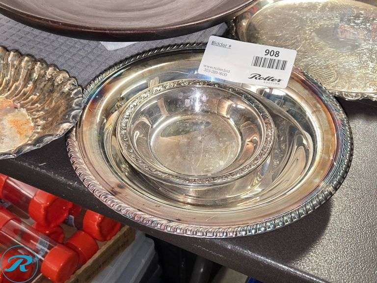 Decorative Platters and Bowls - Roller Auctions
