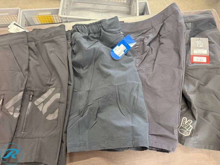 (6) Men’s Cycling Shorts, Size L/36-38 - Roller Auctions