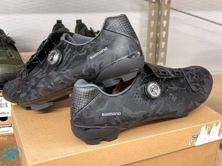 Shimano RX8 SH-RX800 Cycling Shoes, Black, EU Size 47 - Roller Auctions