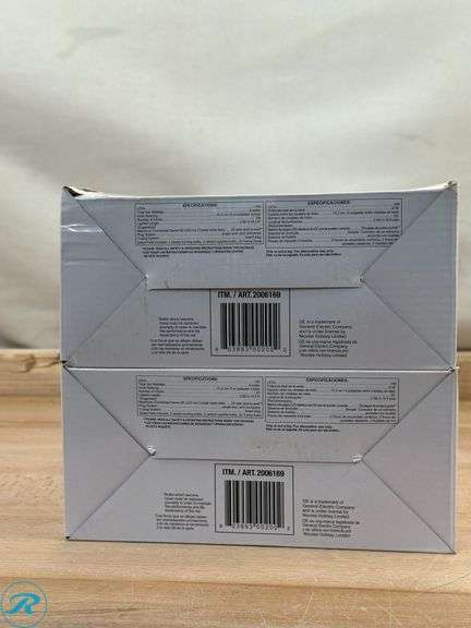 (2) GE: Energy Smart Random Sparkle 20-Count 100 LED Twinkling Ice Crystal Icicle Set- New - Roller Auctions