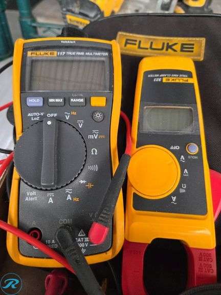 Fluke Digital Multimeters and Accessories - Roller Auctions