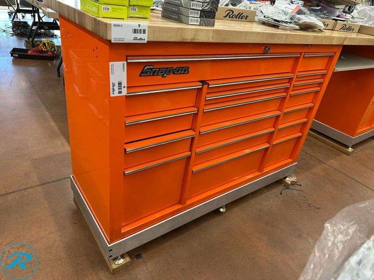 Snap-on KRA5318FPJK 18-Drawer Tool Chest, 53″ (Wood Top Not Included)