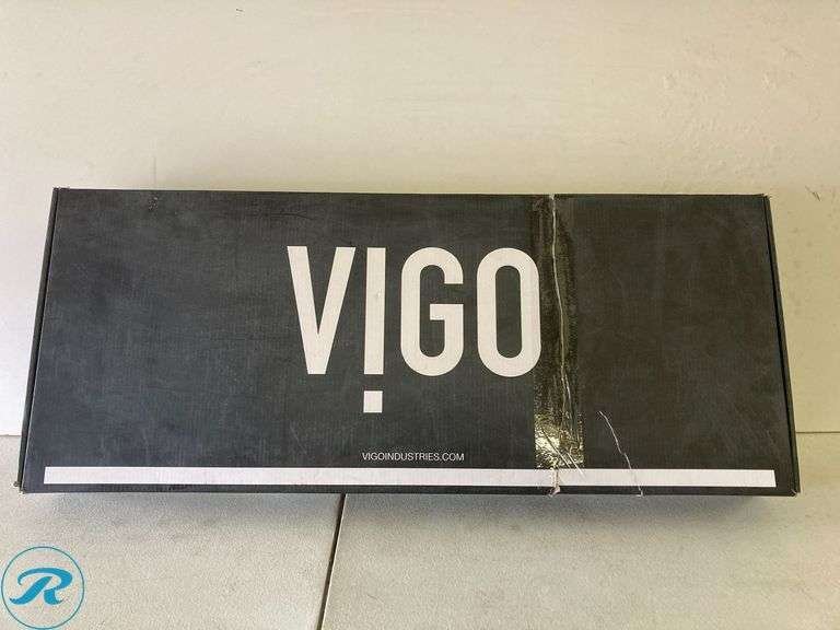 (1) New VIGO Livingston Stainless steel Single Handle Deck-mount Pull-down Kitchen Faucet with Sprayer - Roller Auctions