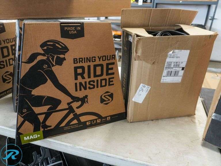 Saris Mag+ Indoor Bike Trainer with CycleOps Climbing Block and Mat - Roller Auctions