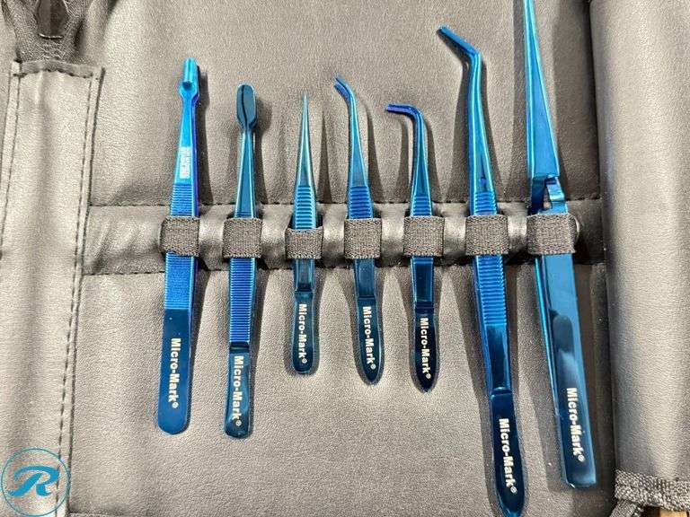Micro-Mark Precision Tweezers in Zippered Carrying Case - Roller Auctions
