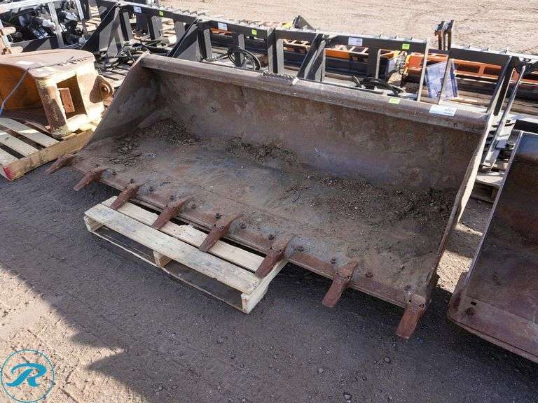 84" Skid Steer Bucket - Roller Auctions