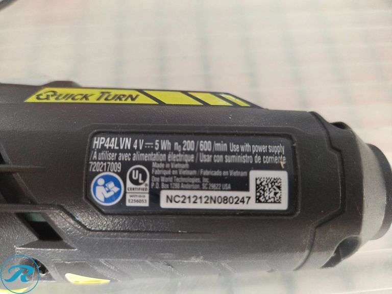 Power Tools: Makita XFD131 Cordless Drill, Ryobi HP44LVN QuickTurn Screwdriver, and Miscellaneous Accessories - Roller Auctions