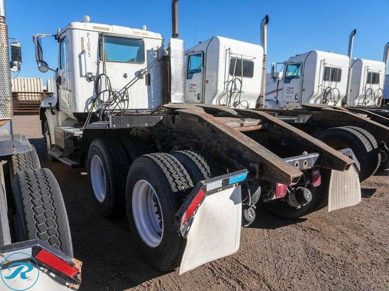 2008 International Paystar 5900i T/A Truck Tractor - Roller Auctions