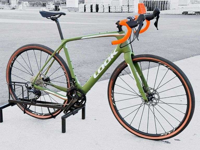 November 19, 2025 - Blue Spruce Cyclery Auction 3 of 3 - Roller Auctions