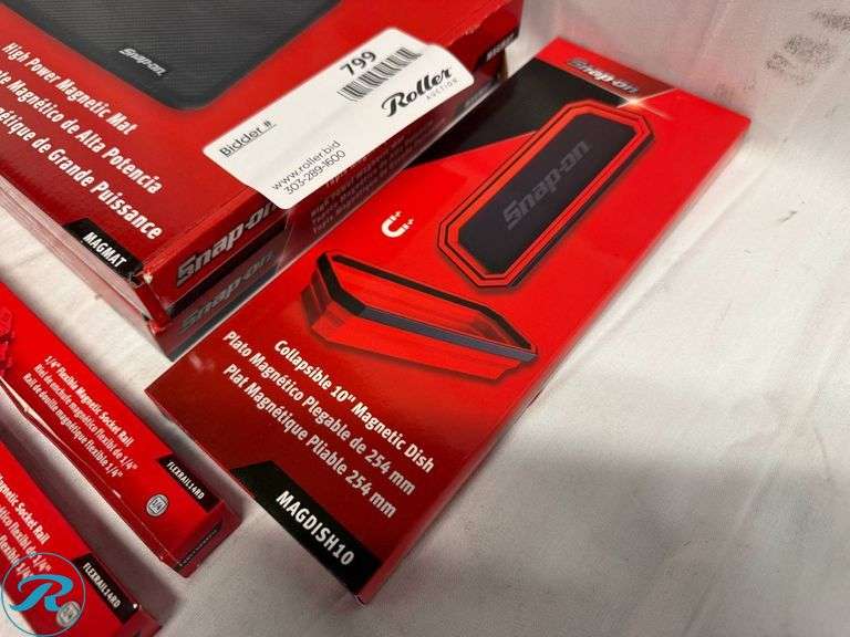 Snap-on Magnetic Tools Set: (2) MAGMAT High Power Mats, MAGDISH Collapsible 10″ Dish, (2) FLEXRAIL14RD Socket Rails, and KAHMPC Hanger - Roller Auctions