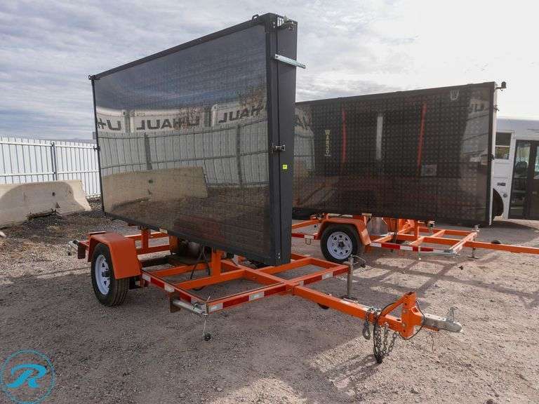 2019 Wanco WTMMB Towable Message Board - Roller Auctions