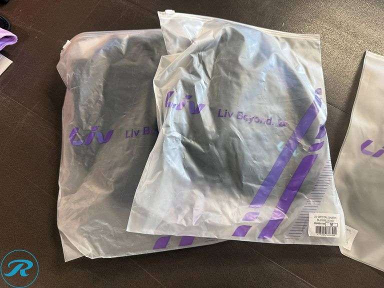 (7) Liv Signature and Spectra Women’s Cycling Shorts, Size M - Roller Auctions