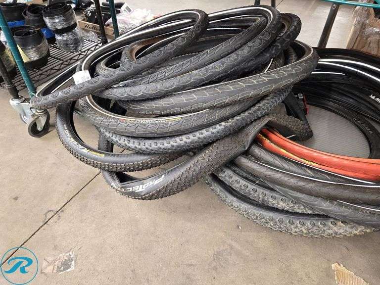 (18) Assorted Bicycle Tires - Roller Auctions