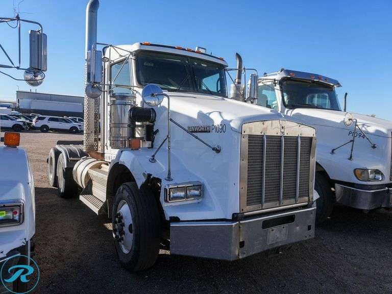 2008  Kenworth  T800  T/A Truck Tractor - Roller Auctions