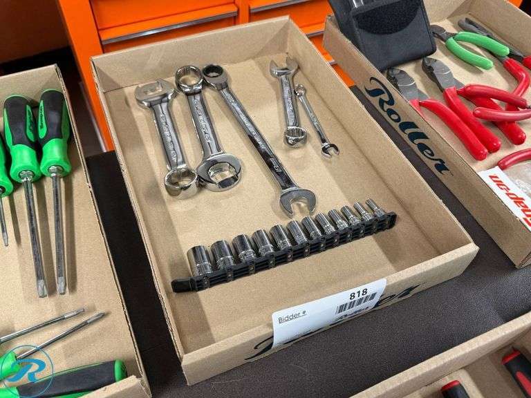 Tray of Snap-On Wrenches and Sockets - Roller Auctions