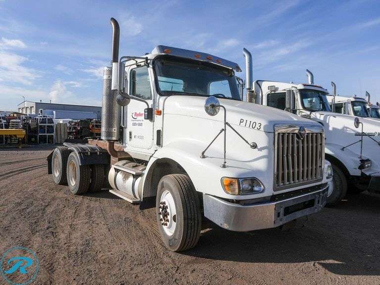 2010 International PayStar 5900i T/A Truck Tractor - Roller Auctions