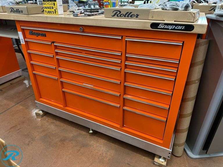 Snap-on KRA5318FPJK 18-Drawer Tool Chest, 53″ (Wood Top Not Included)