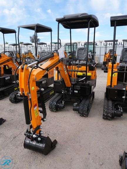 New 2025 Miva VA15P Mini Excavator - Roller Auctions