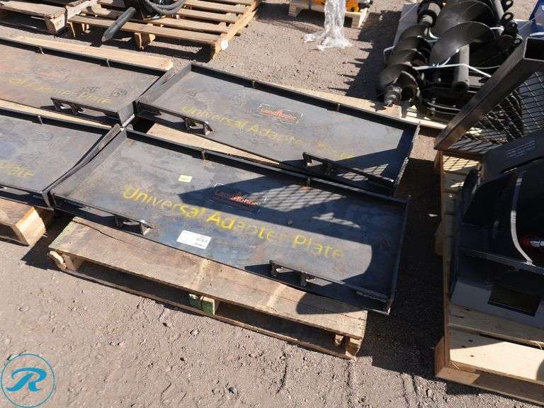 (2) New Land Honor UAP-16-45W Skid Steer Adaptor Plates - Roller Auctions