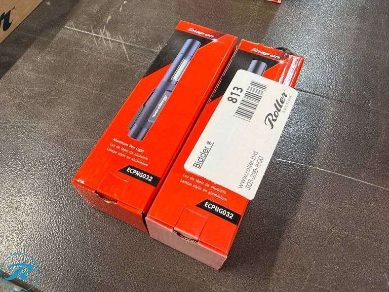 (2) Snap-on ECPNG032 Aluminum Pen Lights - Roller Auctions