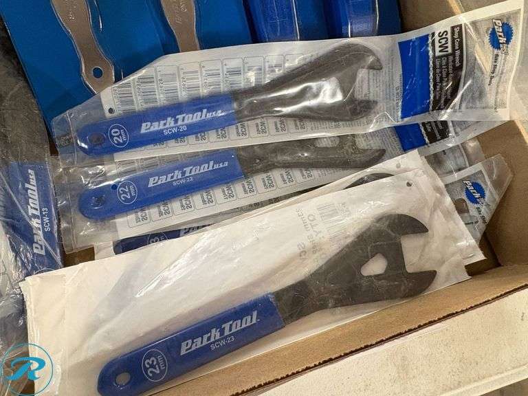 Park Tool Bicycle Maintenance Tools and Accessories - Roller Auctions