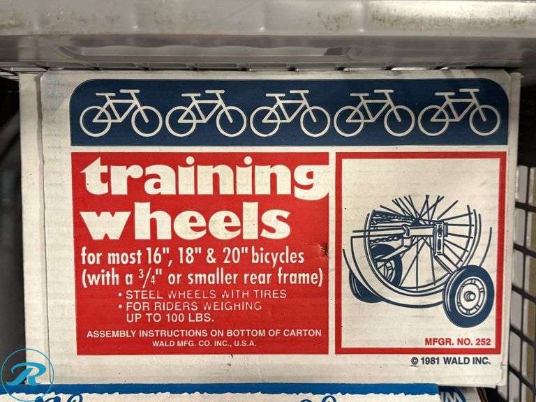 Tub of Training Wheels - Roller Auctions