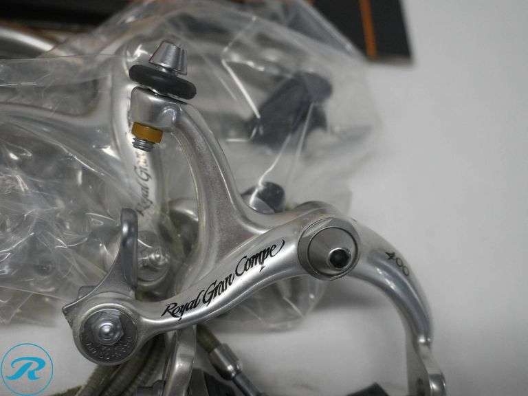 Dia-Compe Royal Gran Compe 400 Bicycle Brake Set with Levers - Roller Auctions