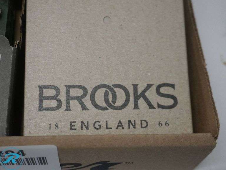 Tray of Brooks England Leather and Rubber Bar Tape - Roller Auctions