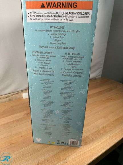 Disney Holiday Village, 13 piece Set - New - Roller Auctions