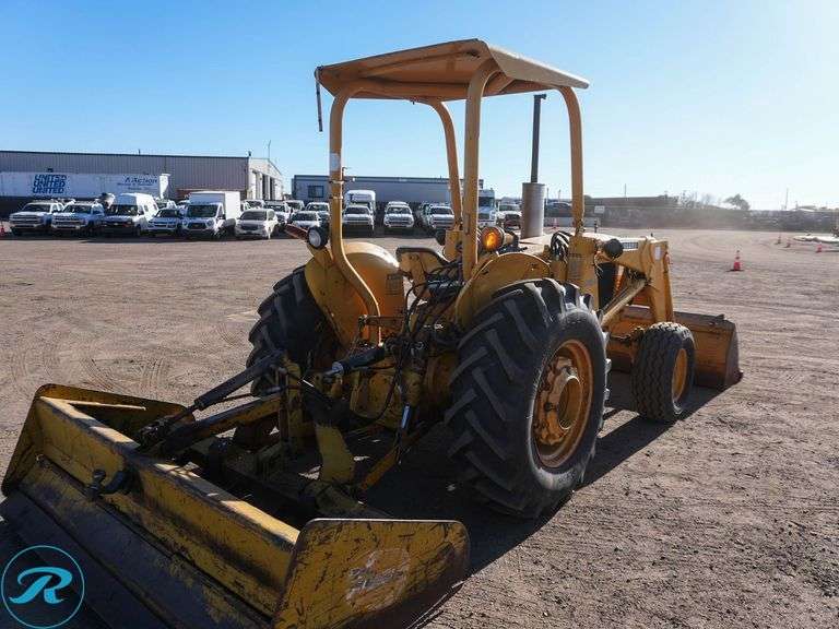 John Deere JD302-A RWD Tractor/ Loader - Roller Auctions