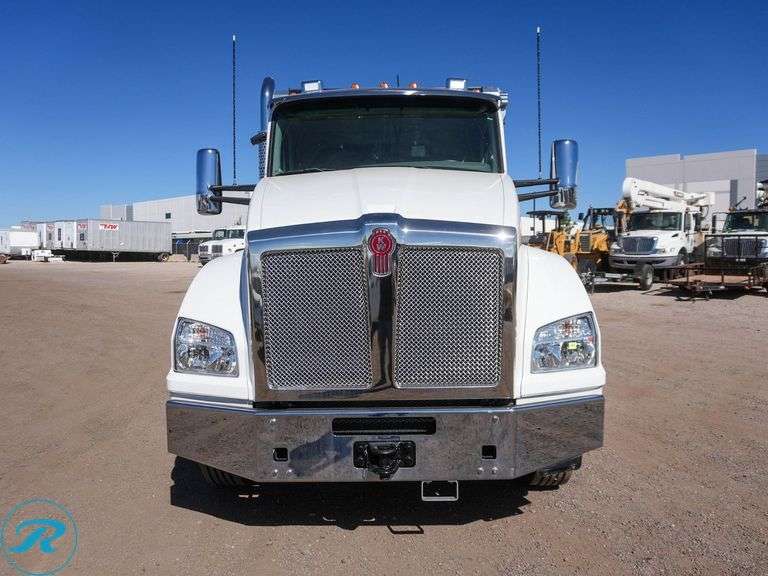2018 Kenworth T880 T/A Dump Truck - Roller Auctions