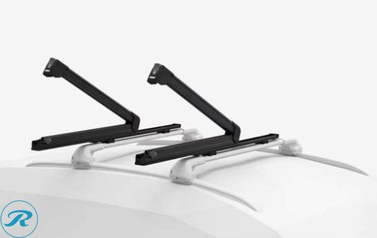 Thule SnowPack Extender Ski and Snowboard Carrier - Roller Auctions