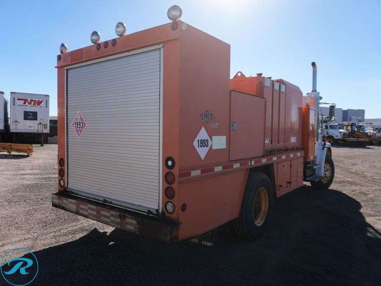 2003 Freightliner FL80 S/A Fuel and Lube Truck - Roller Auctions