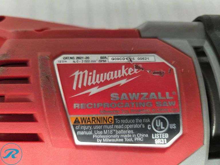Milwaukee M18 LED Search Light and Reciprocating Sawzall - Roller Auctions