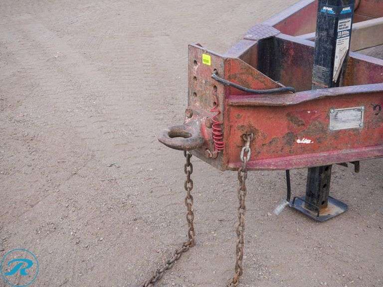 2000  Belshe  Tri-Axle Equipment Trailer - Roller Auctions