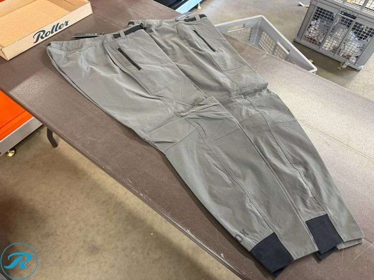 (2) Fox Ranger Men’s Pants, Size 36 - Roller Auctions