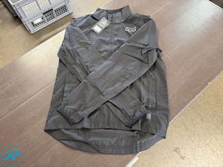 Fox Ranger Men’s Wind Jacket, Size L - Roller Auctions