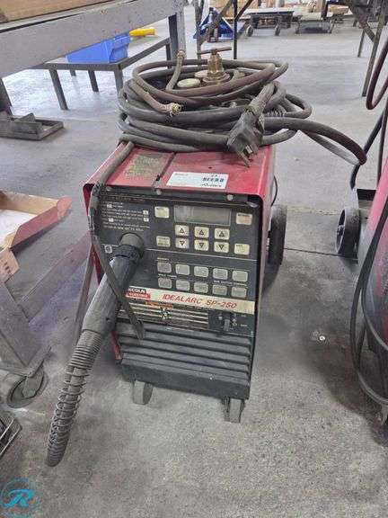 Lincoln Electric Idealarc SP-250 Welder with Cables