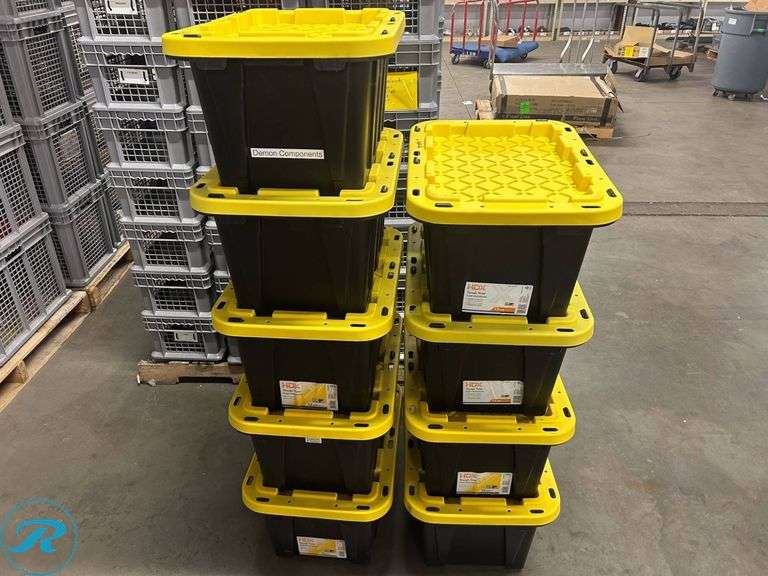 (7) HDXTough Totes with Snap-On Lids, 12 gallon - Roller Auctions