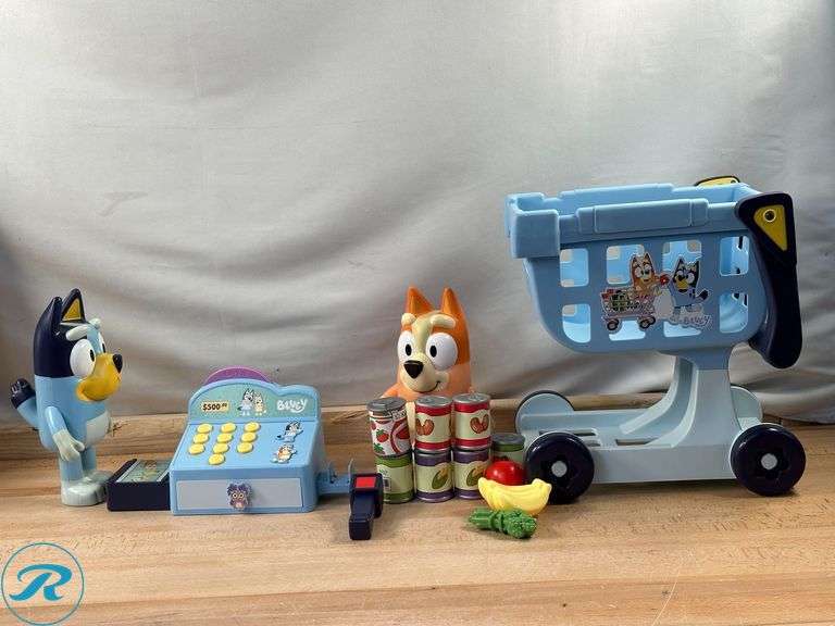 Bluey: Friends and Family Beach Set- Used; Bluey: My Size Shopping Set- Used/ Missing Milk - Roller Auctions